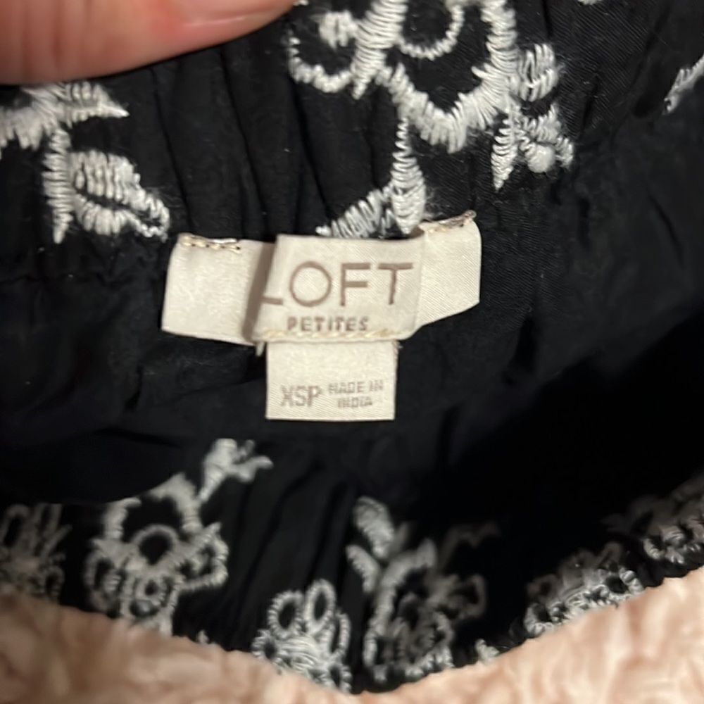 LOFT Floral Embroidered Mini Skirt - Picture 6 of 7